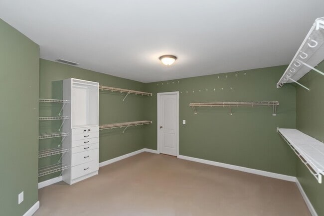 Building Photo - 3410 Kates Way