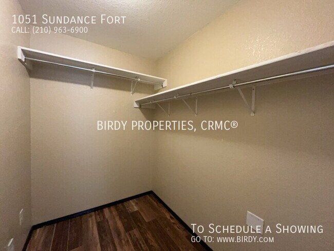 Building Photo - 1051 Sundance Fort