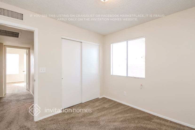 Building Photo - 4453 W Taro Dr