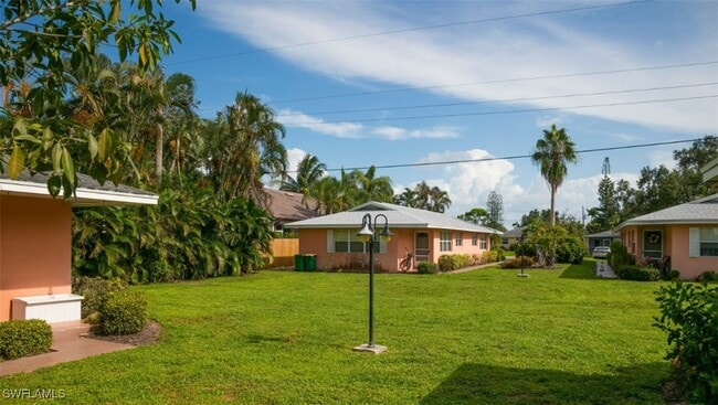 Building Photo - 524 97th Ave N