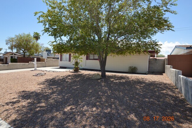 Building Photo - 5617 Evergreen Ave