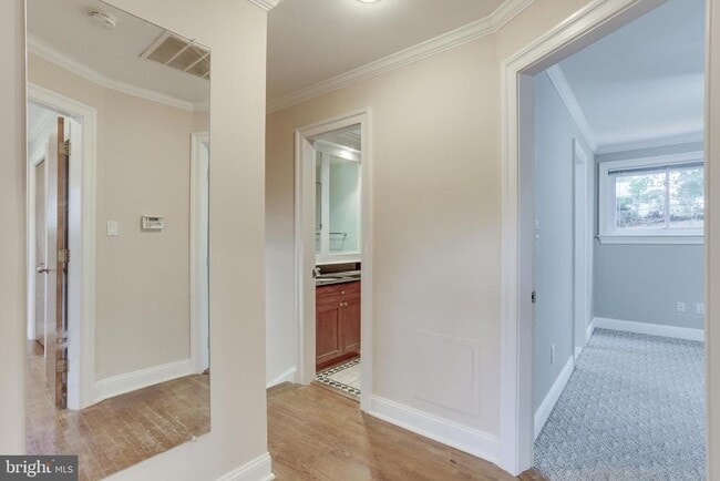 Building Photo - 12909 Grenoble Dr