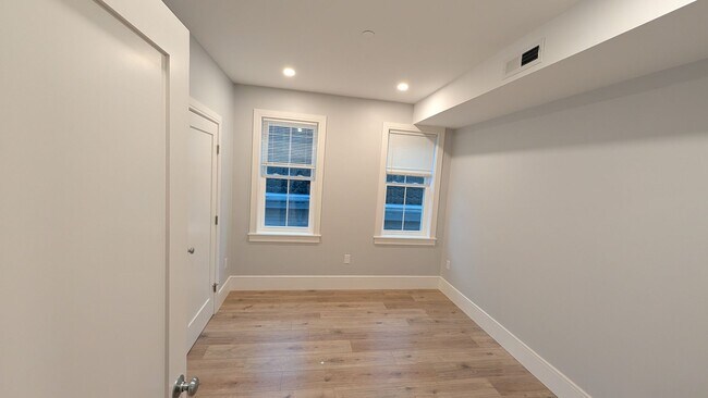 Building Photo - Get them while you can!! 4-bed, 3-bath in Brighton; beat the 9/1 rush with an August move-in!