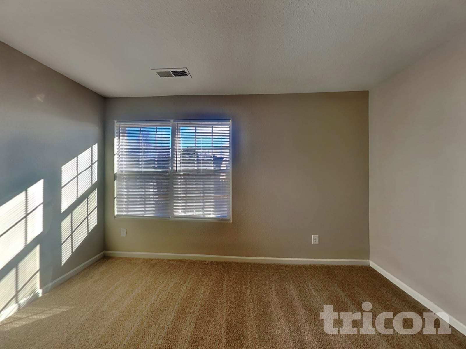 Building Photo - 2803 Yurman Rd