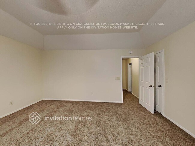 Building Photo - 11219 Sky Ridge Dr