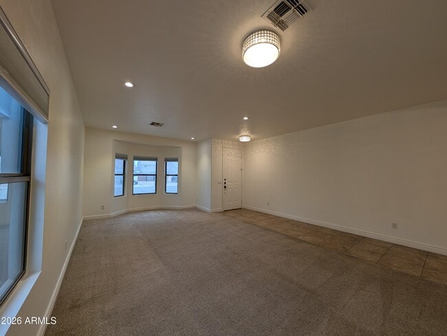 Building Photo - 1184 S Jesse Pl