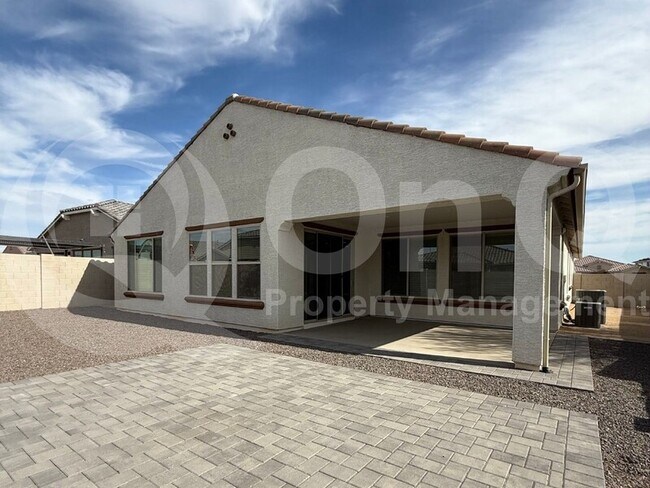 Building Photo - 5866 N 86th Ln