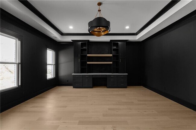 Building Photo - 407 Buford