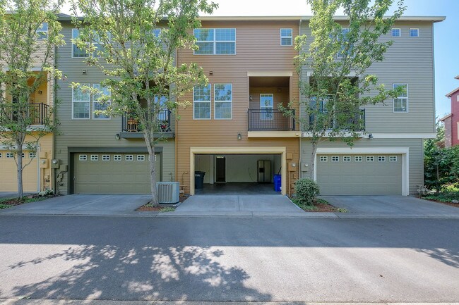 Building Photo - 5809 NE Orenco Gardens Dr