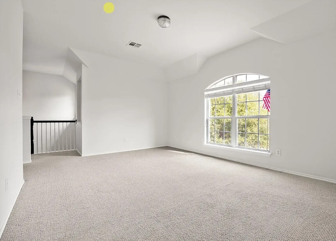 Building Photo - 10812 Casitas Dr