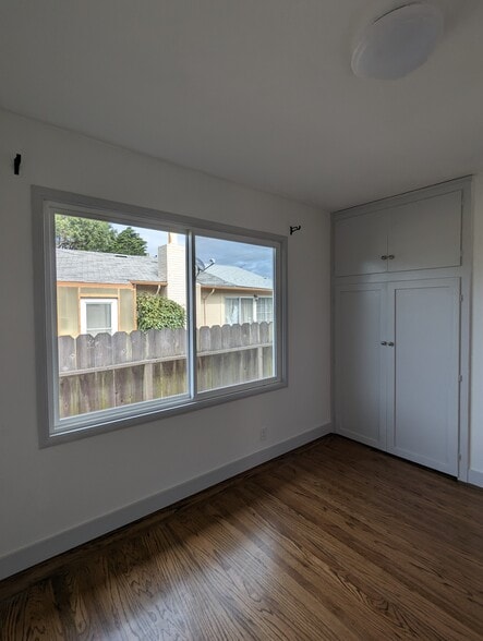 Building Photo - 2531 Eucalyptus Way