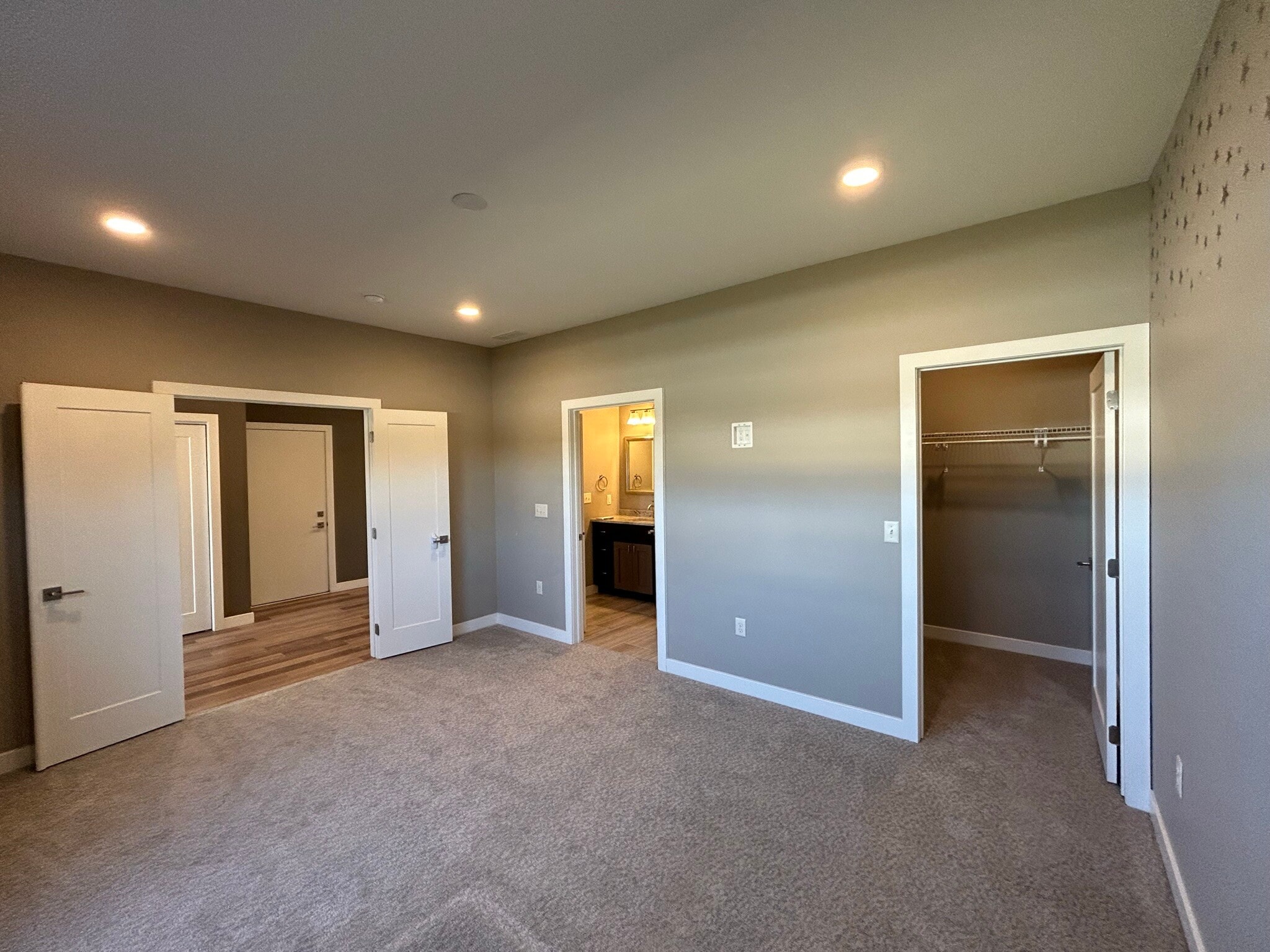 Second Bedroom/Office - 3955 Ivy Dr