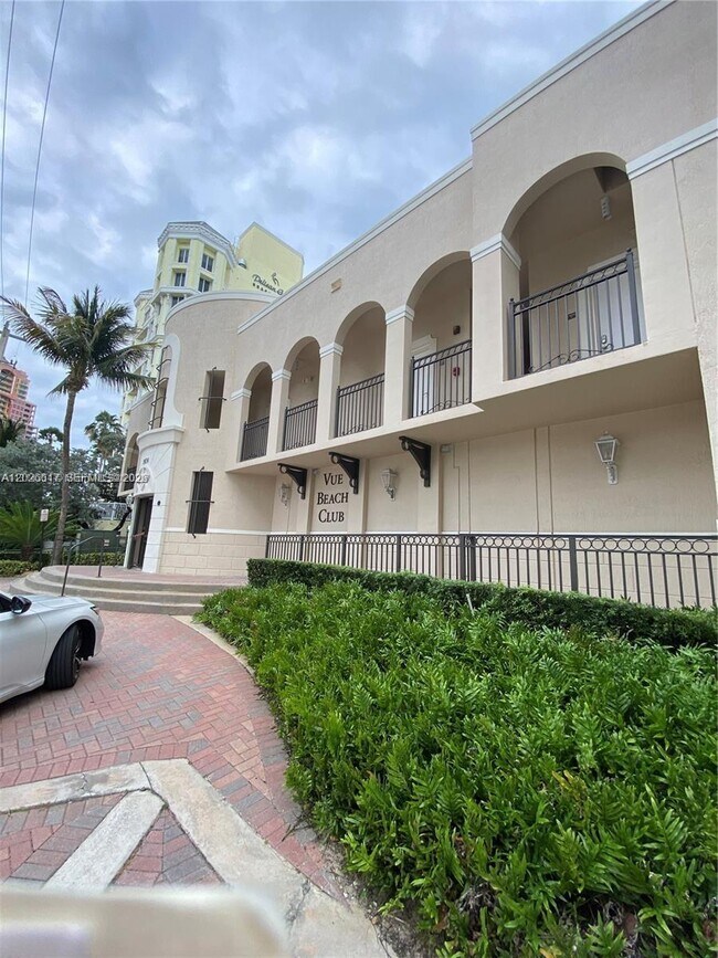 Building Photo - 2011 N Ocean Blvd