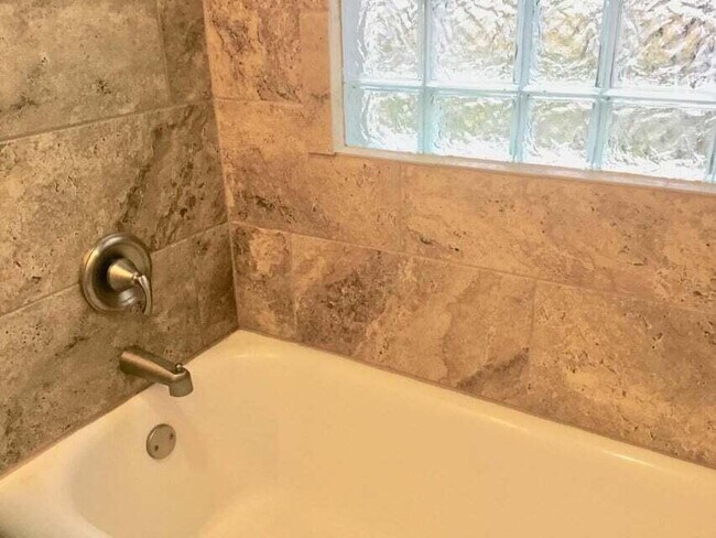 Building Photo - 6111 W St Paul Ave