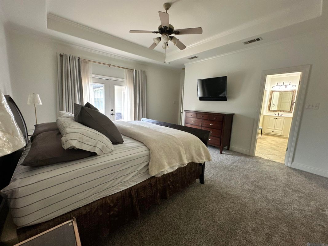 Building Photo - 37313 Mindy Wy Ave