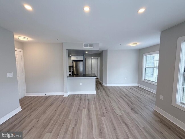 Building Photo - 15777 Easthaven Ct