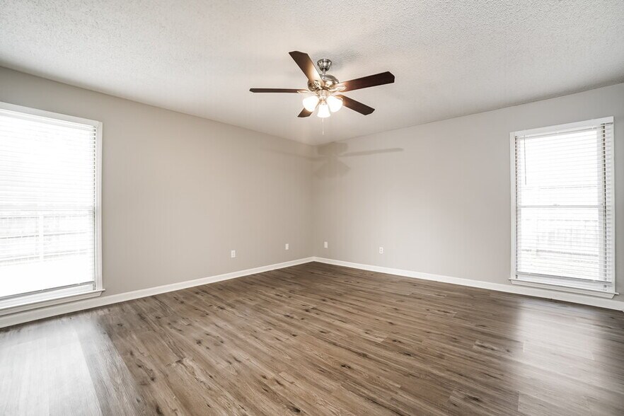 Building Photo - 7907 Tankard Dr