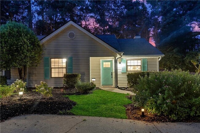 Building Photo - 5097 Village Green Way
