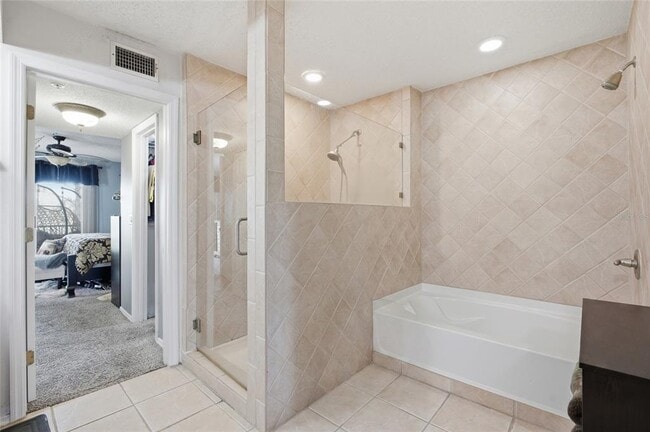 Building Photo - 2400 Feather Sound Dr