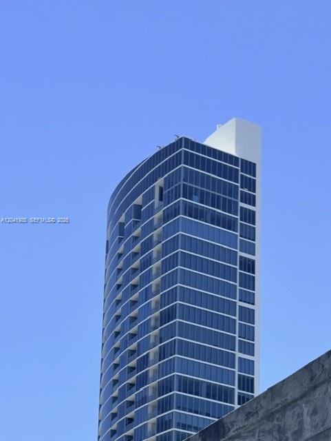 Building Photo - 601 NE 36th St