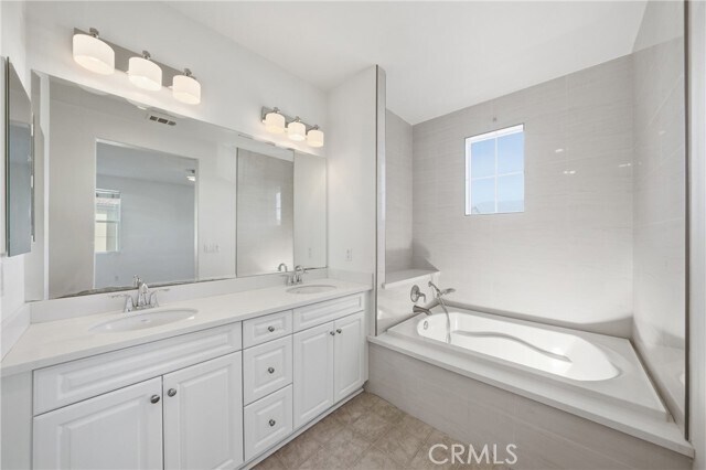 Building Photo - 2830 E Via Fiano
