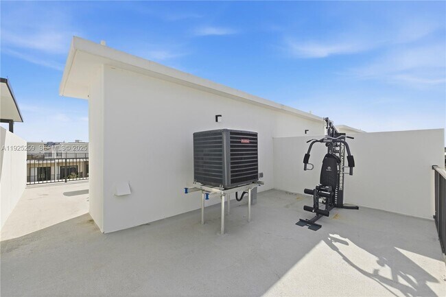 Building Photo - 26122 SW 145th ct