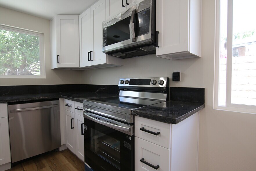 Building Photo - 20744 Bermuda St