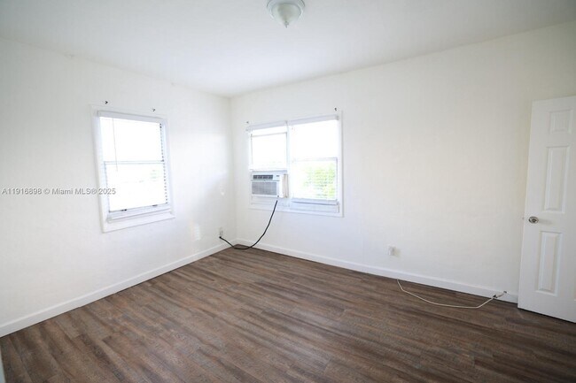 Building Photo - 2300 W Flagler St