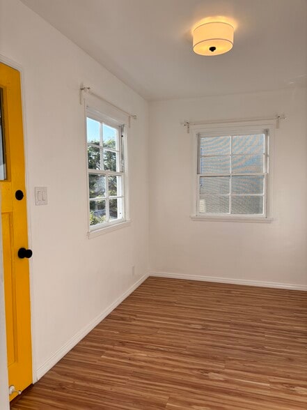 breakfast room - 936 Palms Blvd