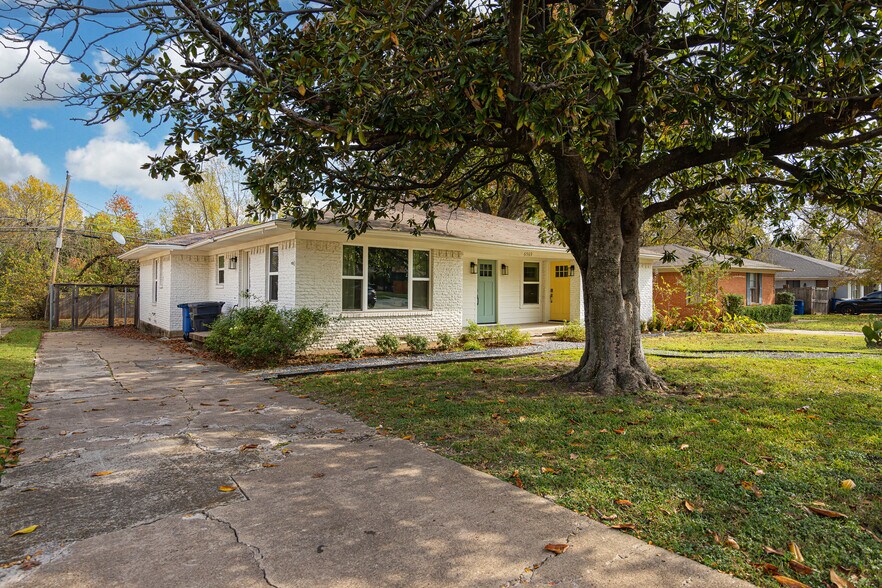 Building Photo - 6569 Ascot Ln