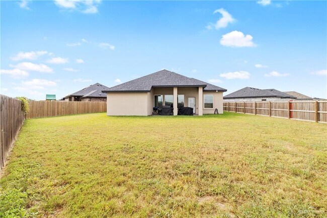Building Photo - 1801 Stardust Ln