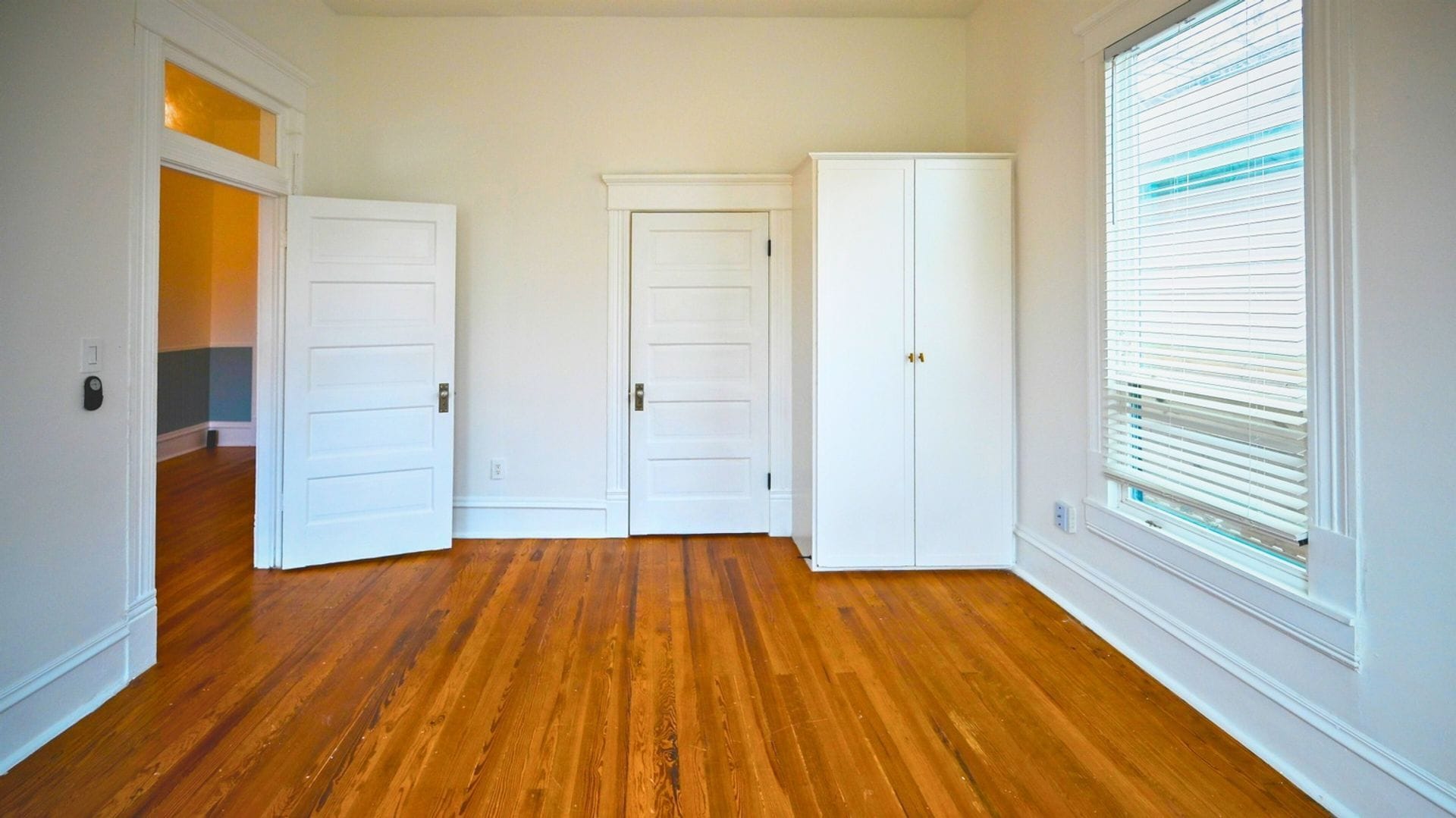 Building Photo - 2510 Nagle St