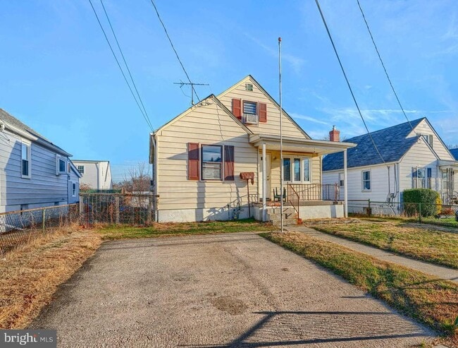 Building Photo - 7839 Birmingham Ave