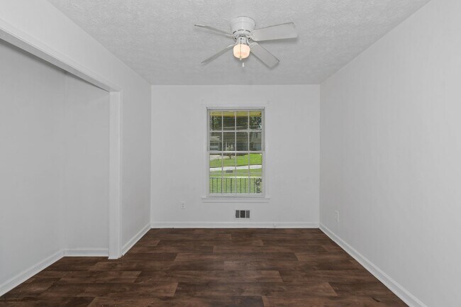 Building Photo - 4216 Rue Antoinette