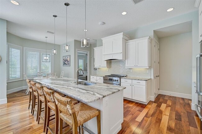 Building Photo - 830 Tarawitt Dr