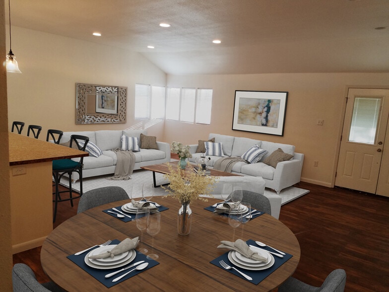 Building Photo - 1654 Skyline Dr