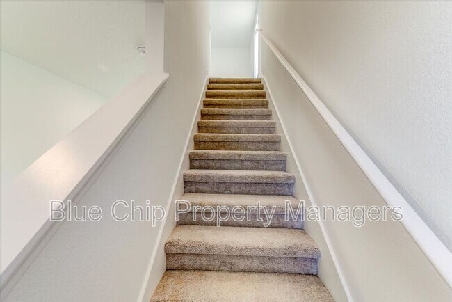 Building Photo - 1212 Belle Isle Ln