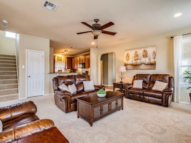 Building Photo - 611 Boca Chica Dr