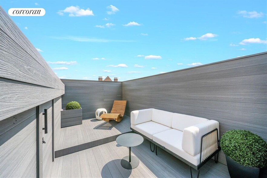 Primary Photo - 158 W 136th St