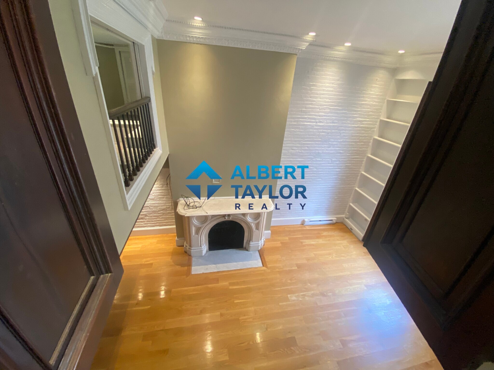 Building Photo - 117 Beacon St