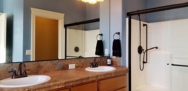 Building Photo - Camas Schools! Stunning Custom Home!  3 Be...