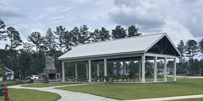 Building Photo - Spacious 4BR Ranch Home in Cane Bay!