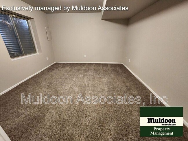 Building Photo - 765 S Sterling Dr