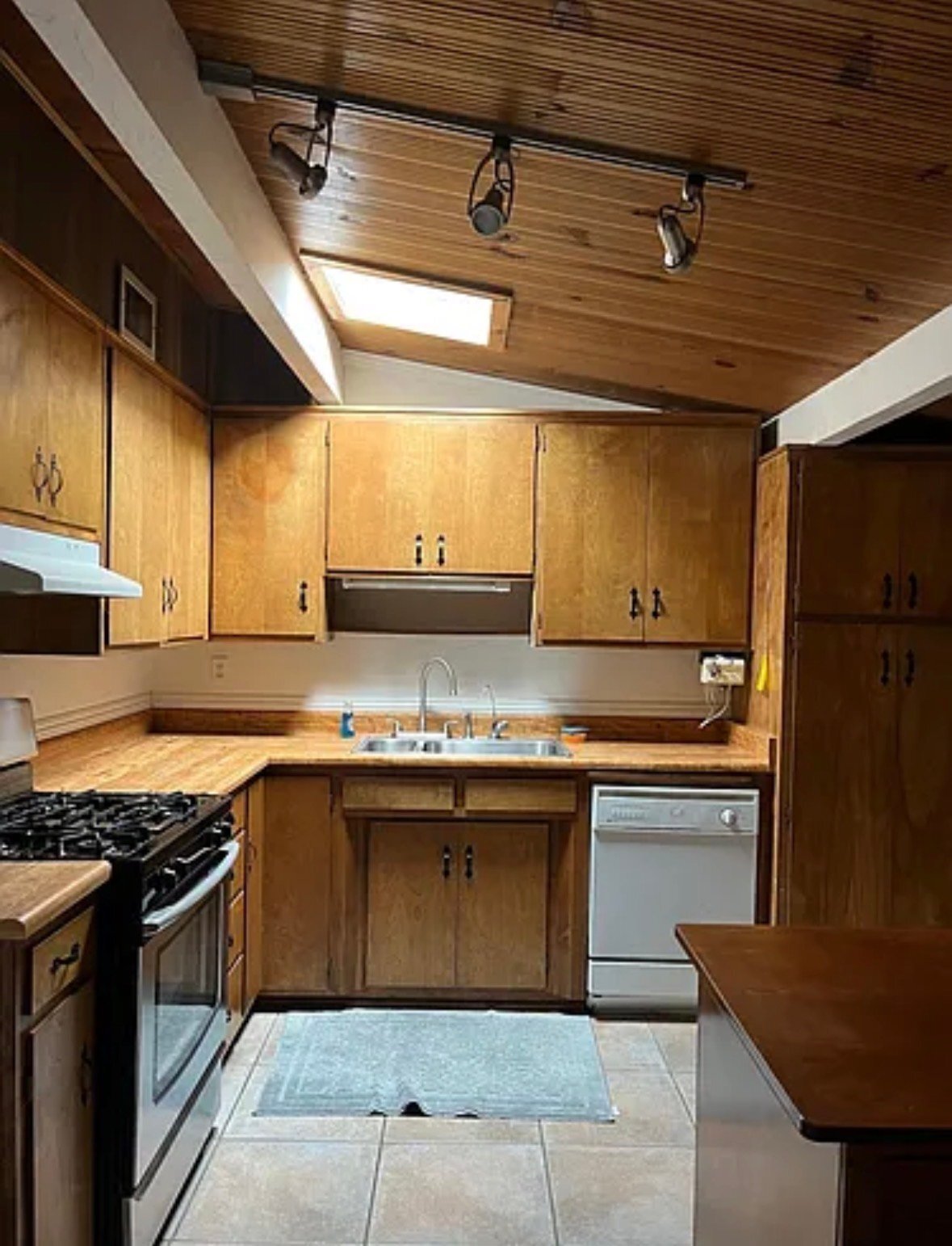 Building Photo - 711agnes dr