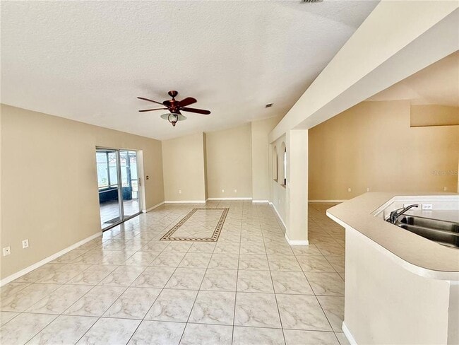 Building Photo - 1346 Rolling River Rd