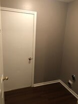 Building Photo - 10843 Tanbark Dr