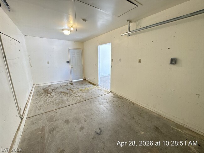 Building Photo - 2059 Club Crest Way