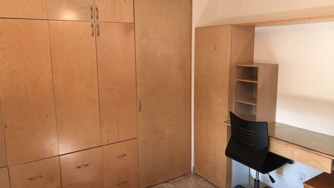 Building Photo - Kihei Shores Condo