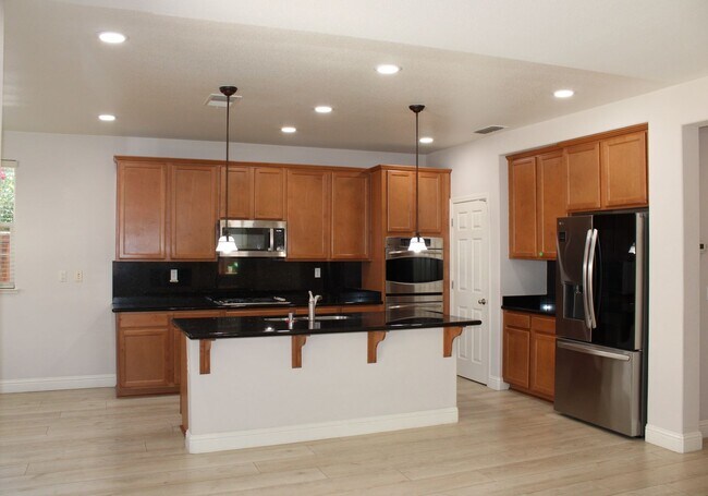 Building Photo - 2645 Flintlock Ln