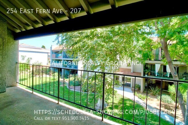 Building Photo - 254 E Fern Ave